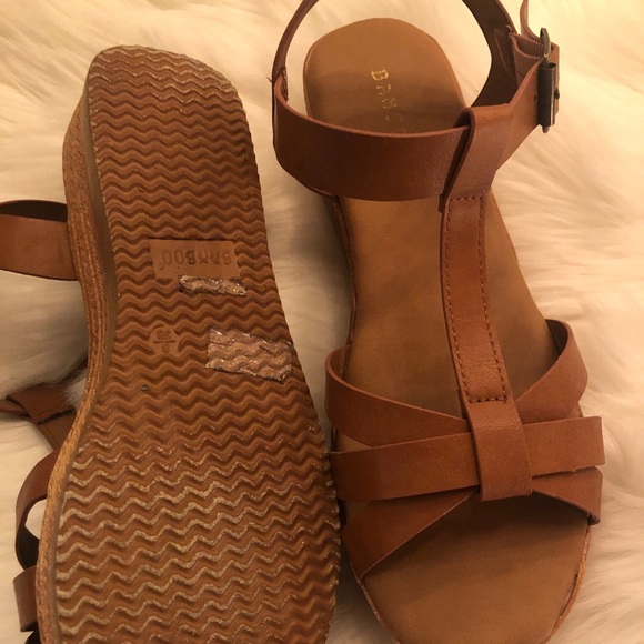 Platform Sandals - Picture 3 of 5